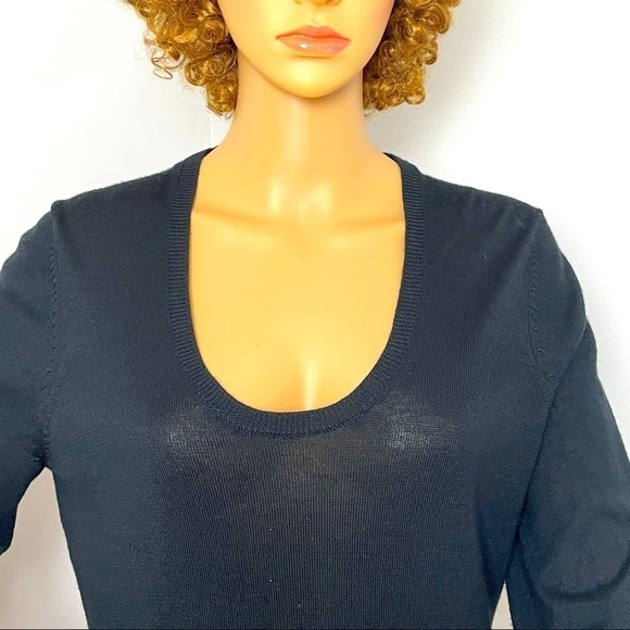 Tahari Black Tunic Sweater – Size Small, Ribbed Hem, Excellent Condition - Picture 2 of 11